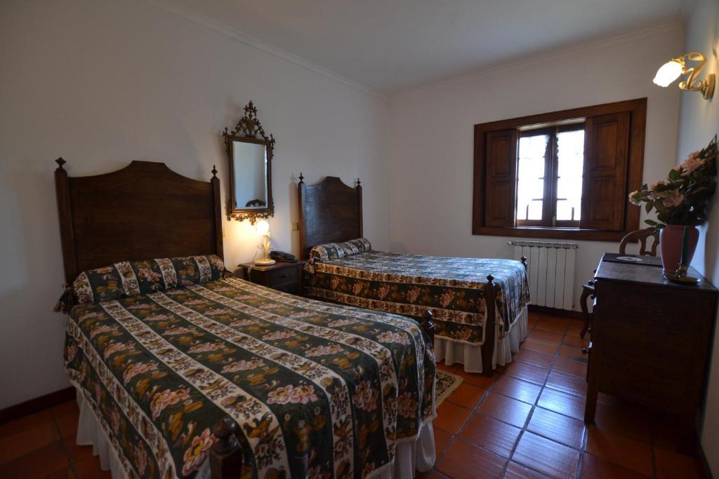 Quinta De Cima De Eiriz Konuk evi Guimarães Oda fotoğraf